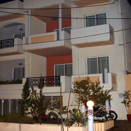 Doreen Suites Kalamaki  Exterior photo